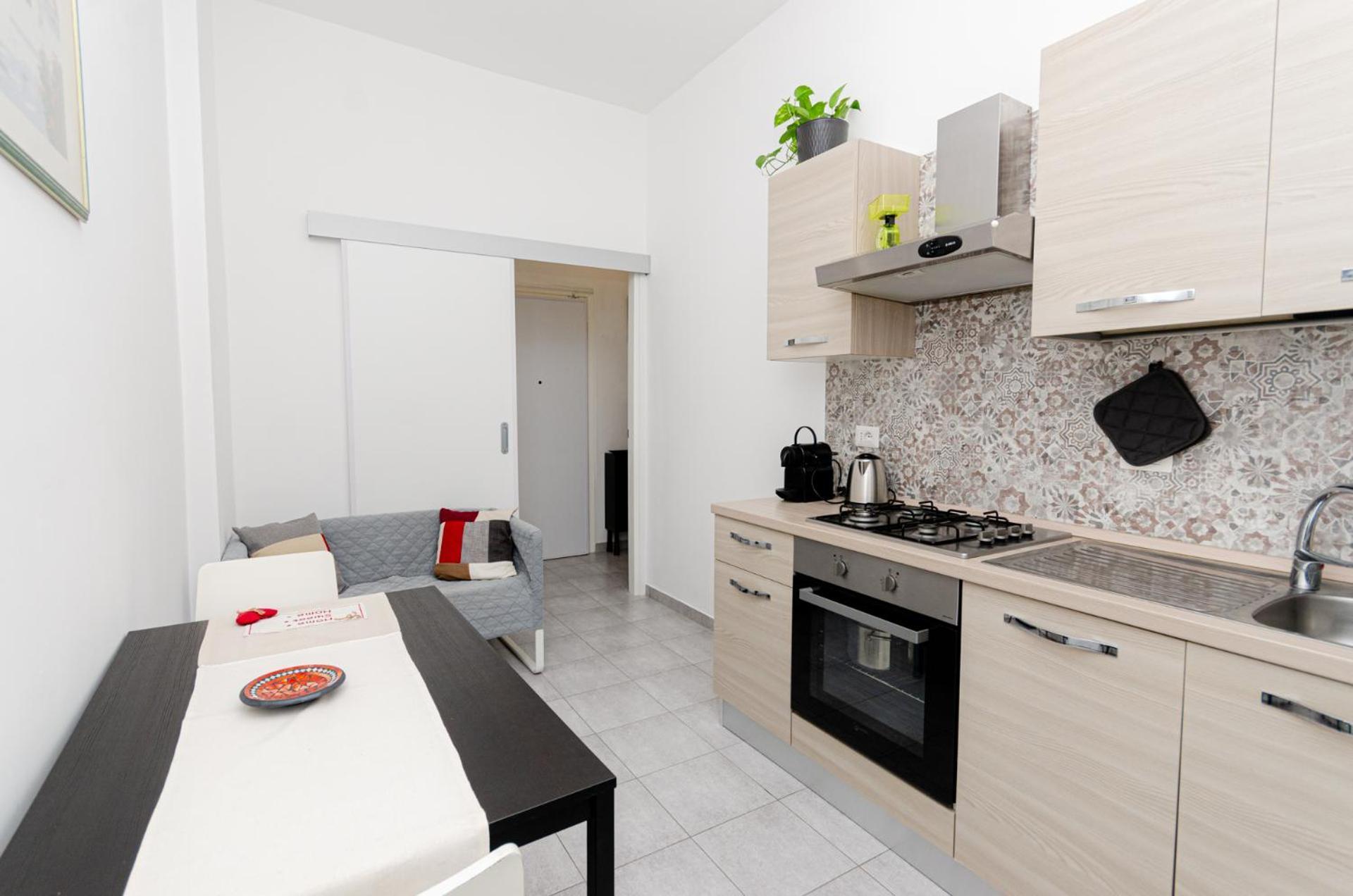 Vivimihome - Crespi House A 3 Minuti Dalla Metro Milan Bagian luar foto