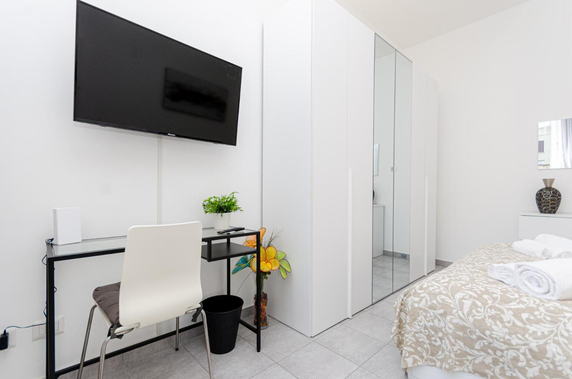 Vivimihome - Crespi House A 3 Minuti Dalla Metro Milan Bagian luar foto