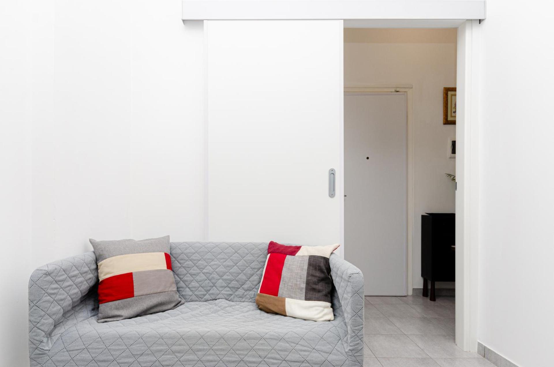 Vivimihome - Crespi House A 3 Minuti Dalla Metro Milan Bagian luar foto